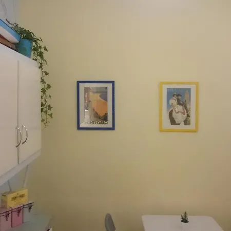 Viky's Nocleg ze śniadaniem 4*