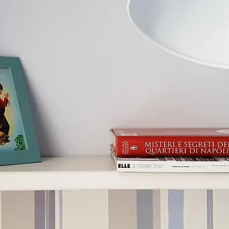 Viky's Oda ve Kahvaltı Napoli